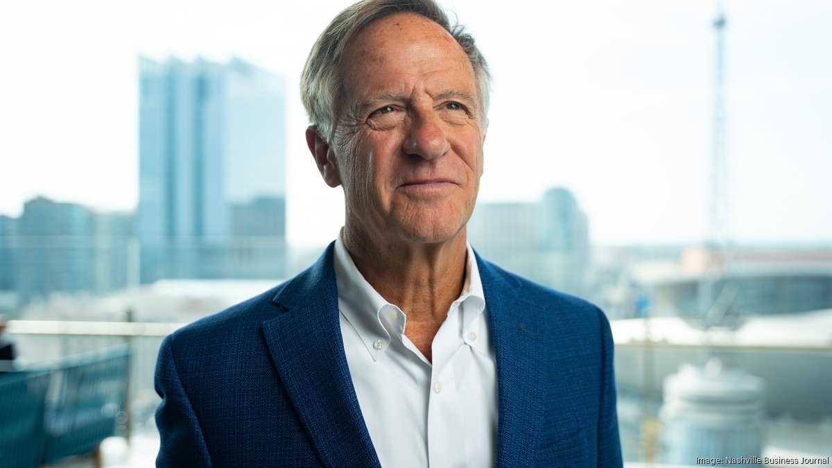 Haslam, Ingram and other titans meet in private to talk Nashville