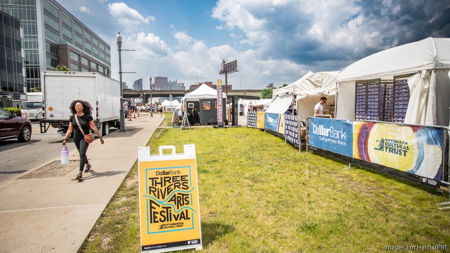 Three Rivers Arts Festival sets up in Strip District for 4-day run ...