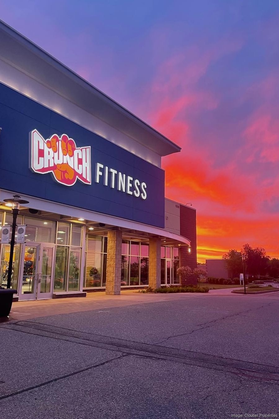 Crunch Fitness franchisees eye Twin Cities expansion amid tight real estate market