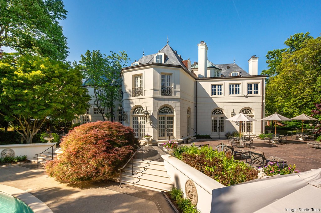 クロード・モネ、GARDEN HOUSE ON THE BANKS OF THE 2838-mcgill-terr-nw-extmay-32.jpg