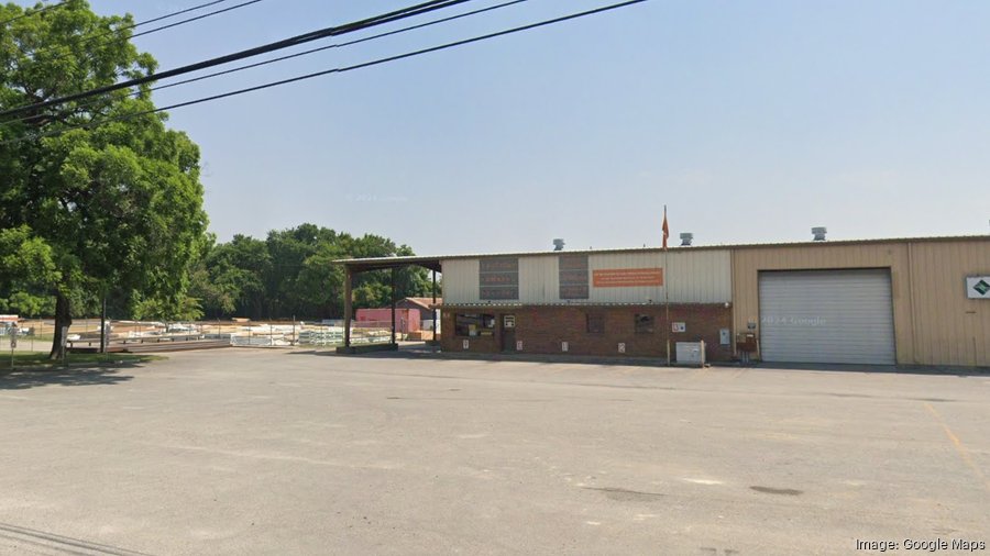 This East Austin lumberyard could soon be redeveloped into hundreds of apartments. GOOGLE MAPS