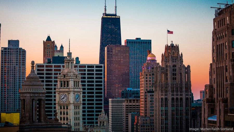 Chicago's trophy office towers win, second-tier buildings adapt