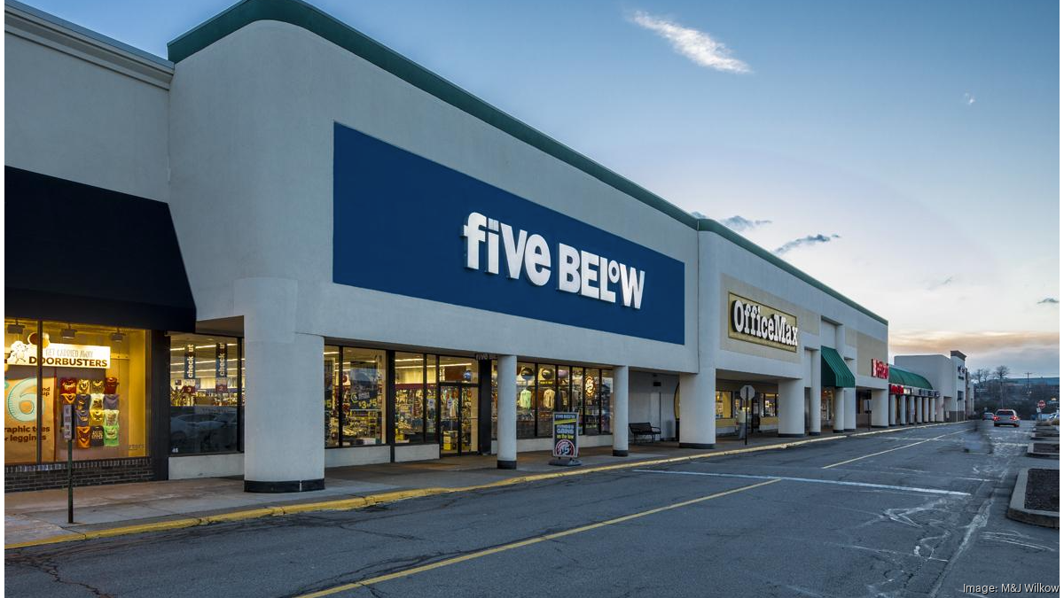 M&J Wilkow and Alto sell Miracle Mile Shopping Center to new player