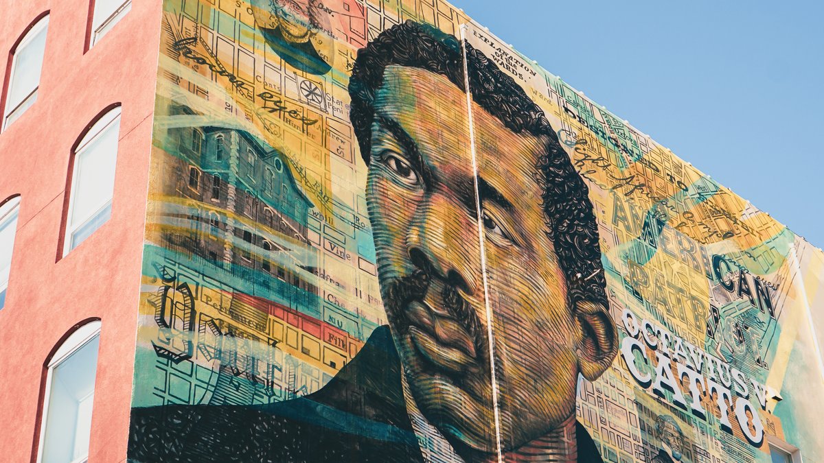 Why San Antonians should fly to Philadelphia this hot travel season