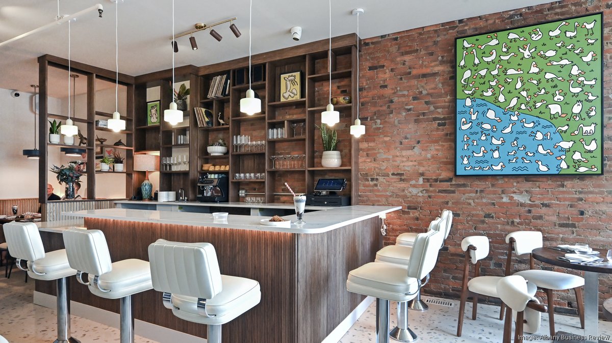 Restaurant roundup: Coffee and comfort food are hot right now