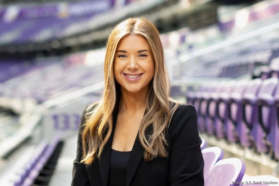 Shannon Kelly took a step back when she returned home to Minnesota; now she has her dream job