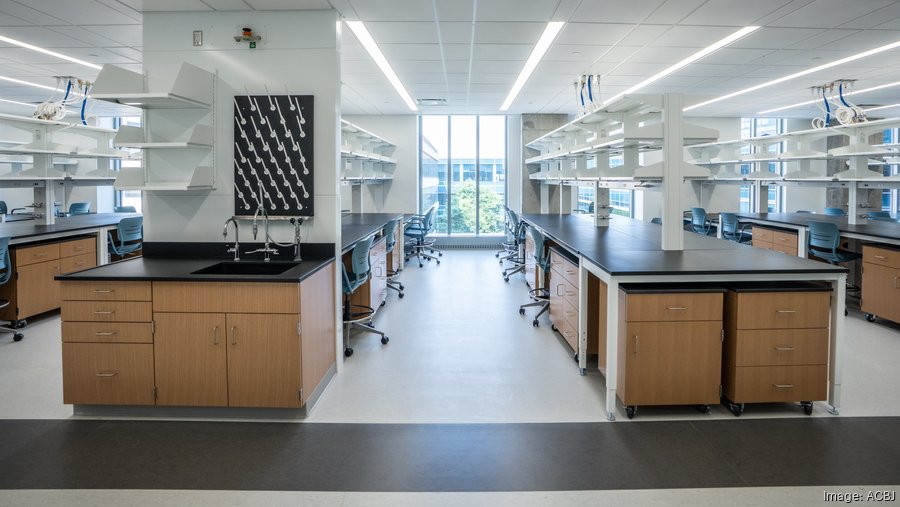 Medical College of Wisconsin opens $153M cancer research center ...