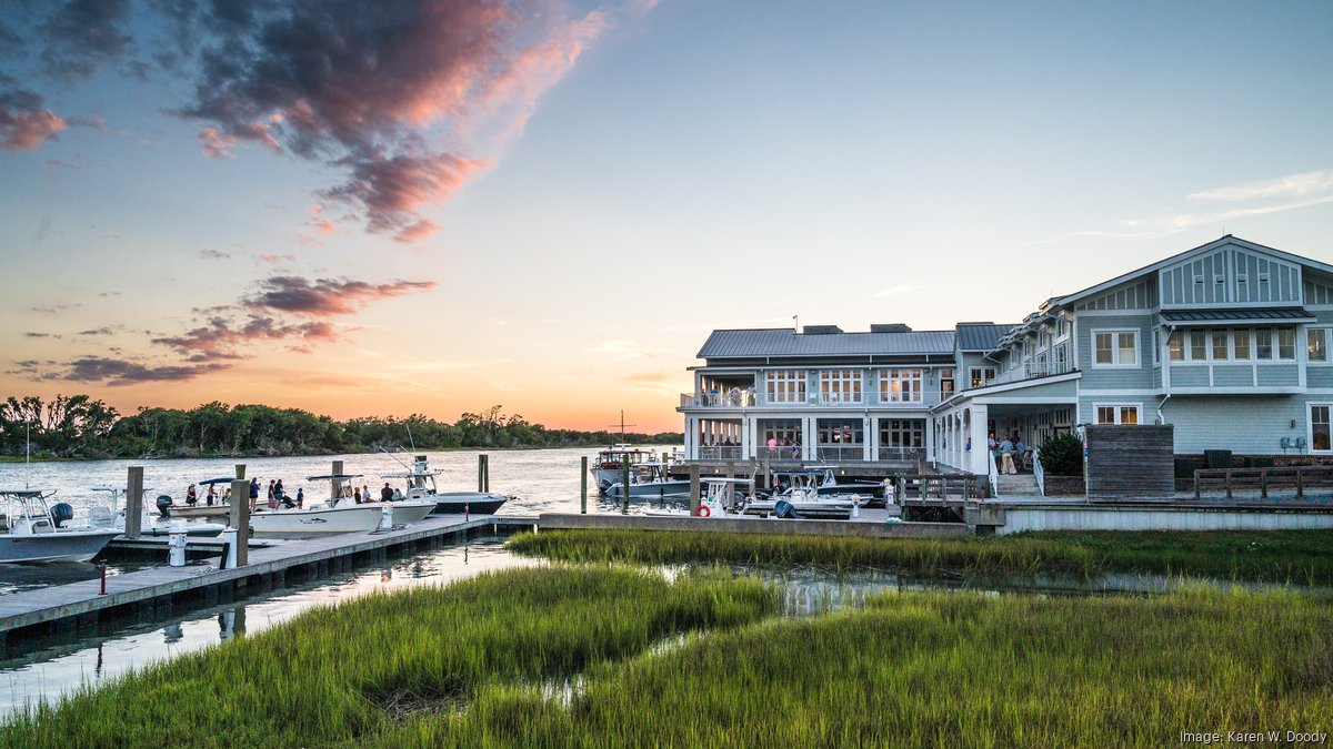 Magical doesn't even begin to cover it with these two. Thank you Lindsey \u0026  John for sharing the most incredible day with us!!, ., ., Photo: Brynn  Gross Photography, Venue: Boathouse Marina \u0026 Beaufort ..., image size:1200x675