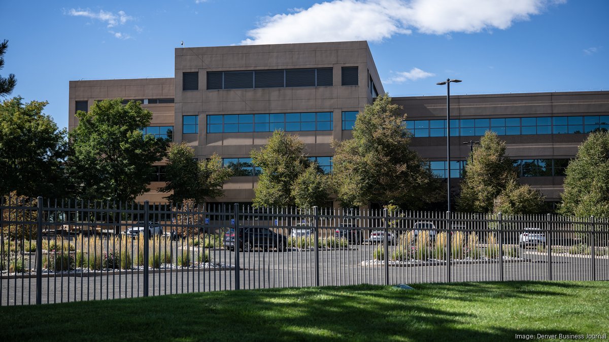 Power company eyes data center boom, seeks load charges