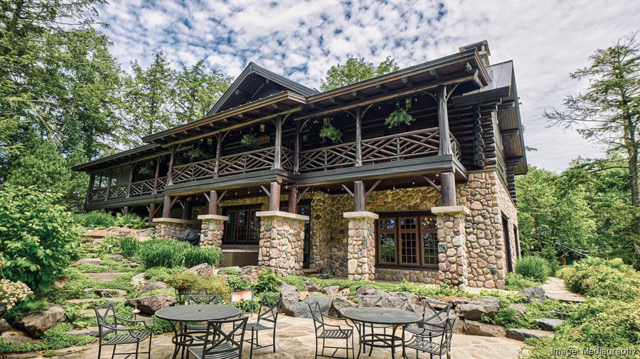 Forested estate on Wisconsin's Buffalo Lake lists at $4M - Milwaukee ...