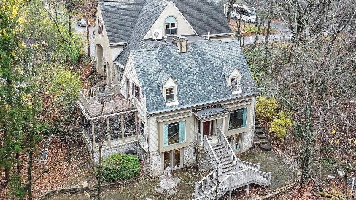 Brewing Locally Image