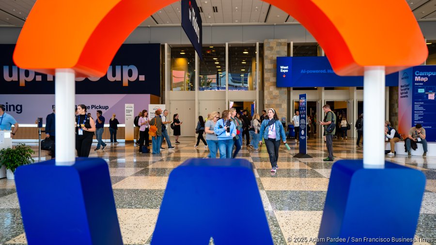 Workday Rising Food Workday CEO dismisses AI coding apps threat to HR software - Silicon ...