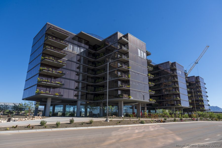 $1 billion Optima McDowell Mountain luxury community welcomes first residents