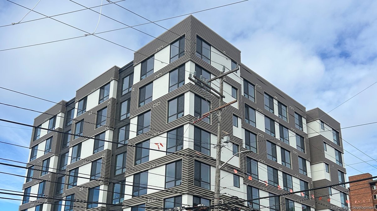 beautiful people¥154000 over engineering Affordable housing developer opens project in Lower Queen