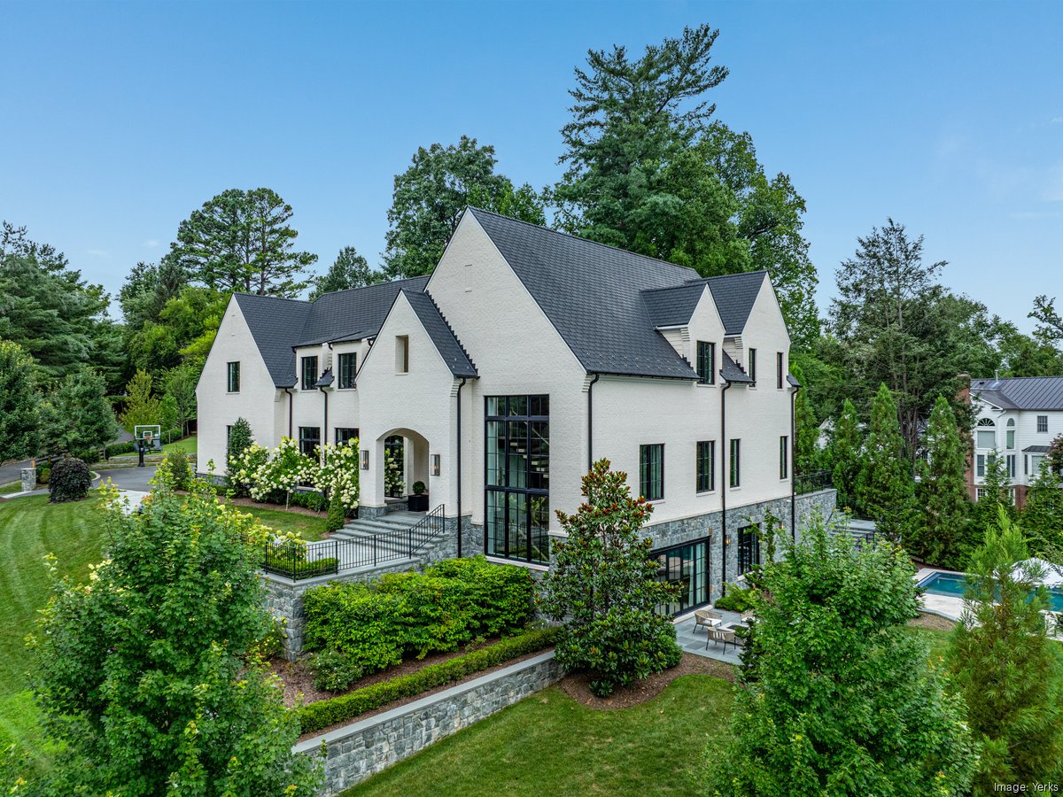 1004doguehillln-1298*