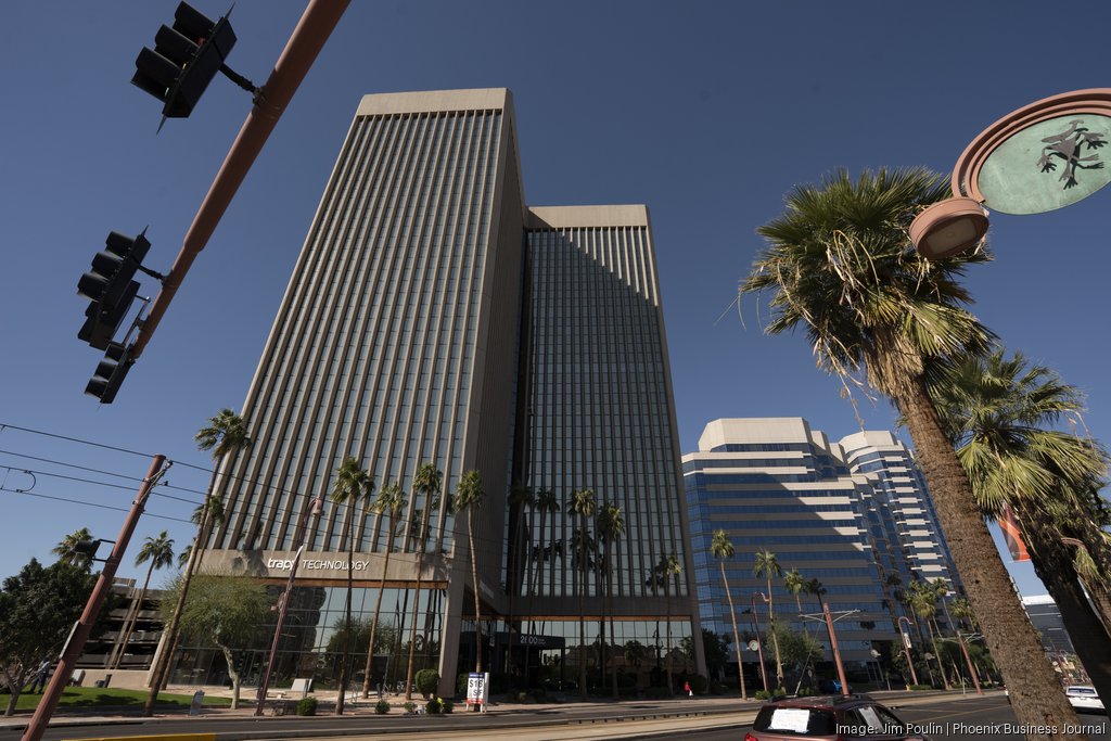 2600 N Central Avenue 03