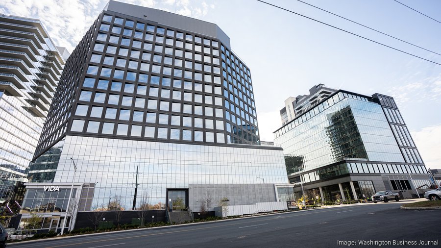 Booz Allen bumps Puttshack from Reston Station lineup - Washington ...