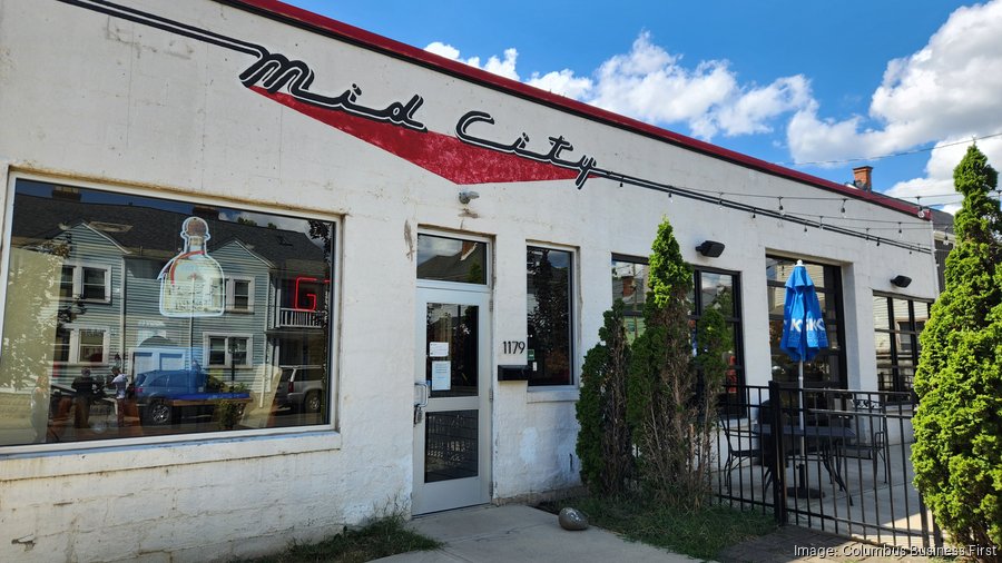 Mid City Garage reopens in Merion Village with pizza menu