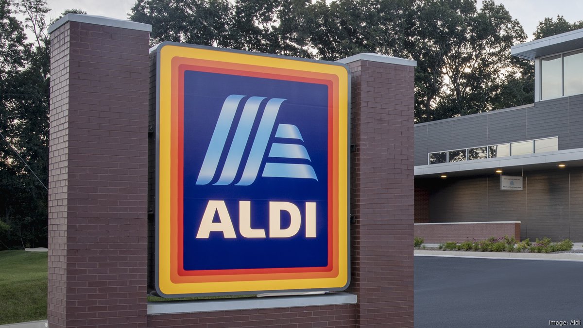 Gas station operator buys shuttered Aldi