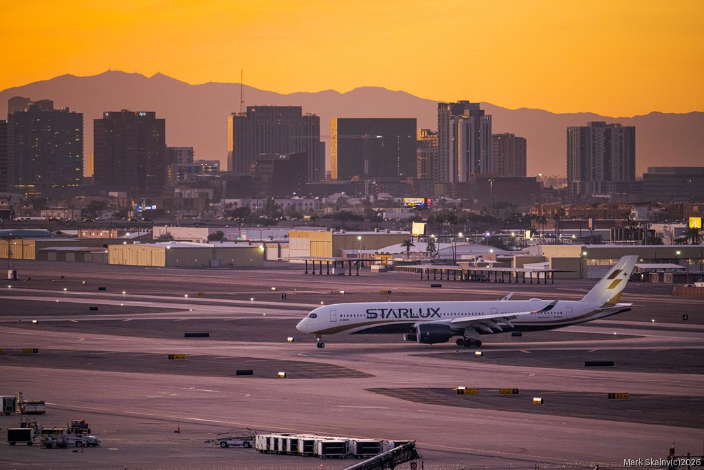 Sky Harbor Starlux