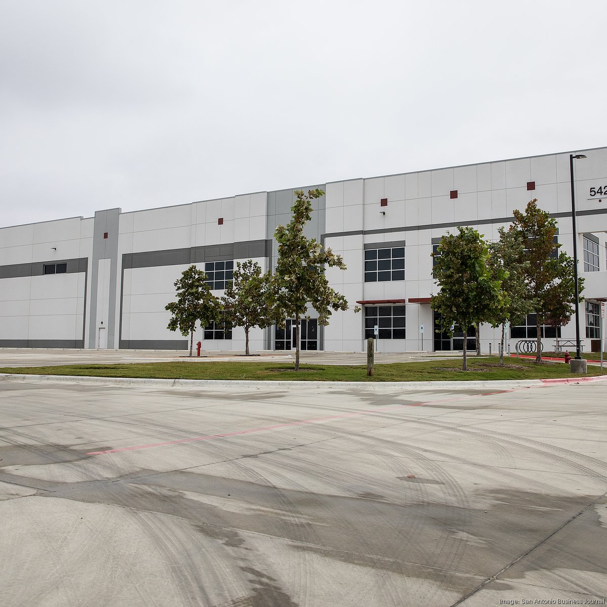WAREHOUSE “Lot 401 TEXAS CITY” 38 ice-detention-center-012126-01