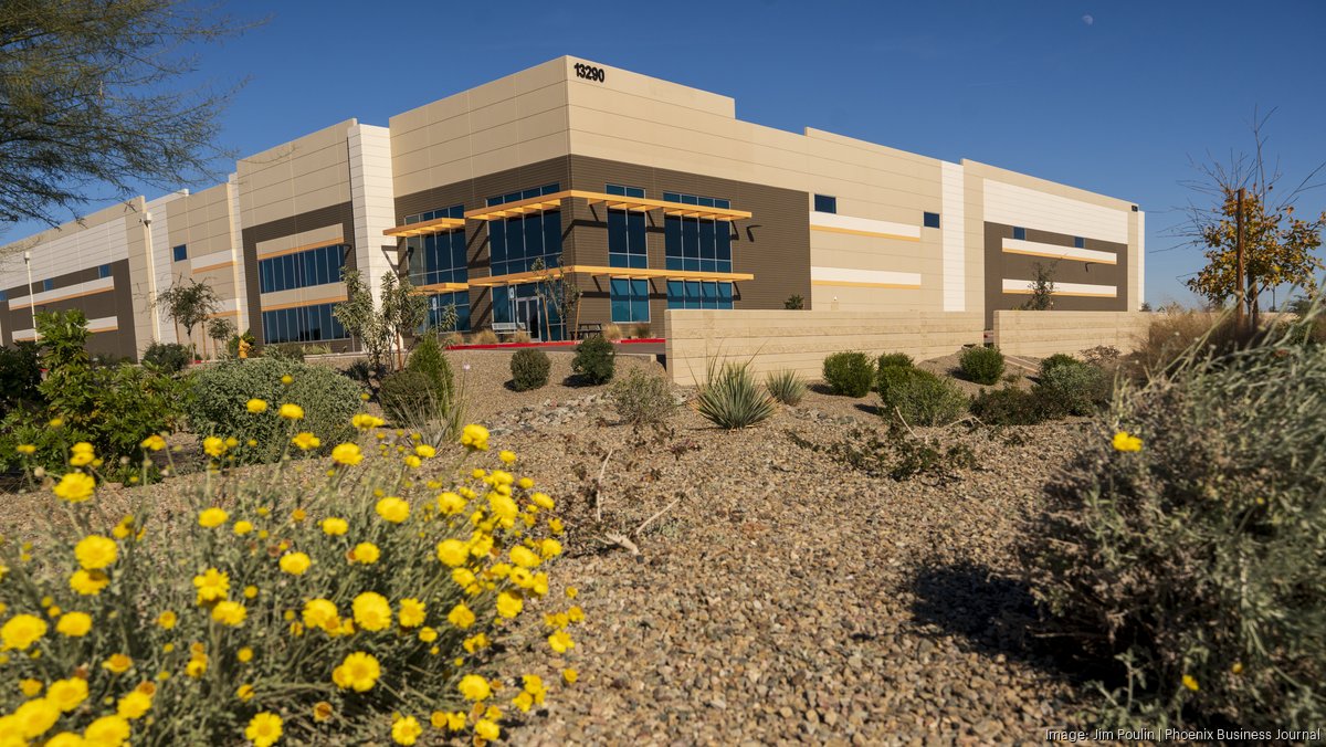Federal government halts work on Surprise warehouse ICE detention center