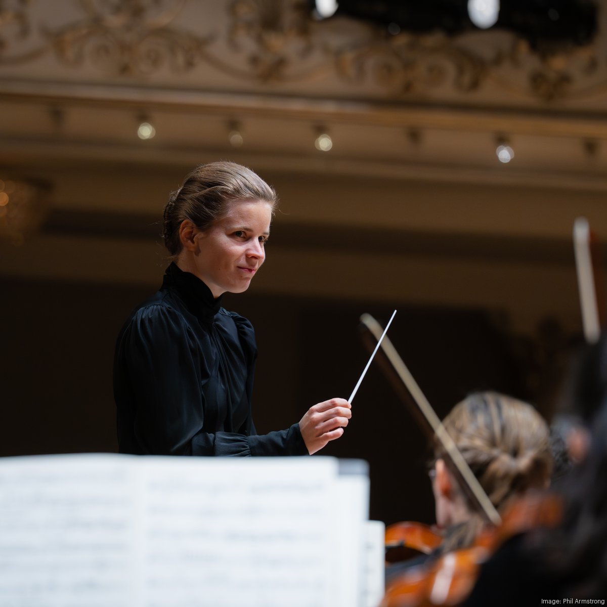 REVIEW: Mahler's songs radiant under Tabita Berglund with CSO