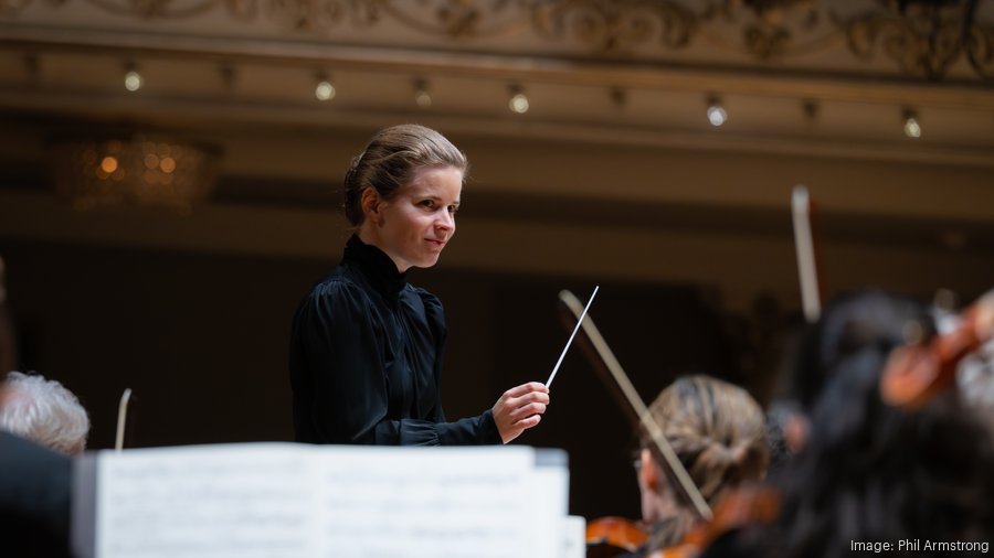 REVIEW: Mahler's songs radiant under Tabita Berglund with CSO