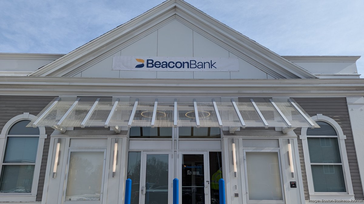 Mergers fuel commercial lending growth as Mass. banks hunt for new clients