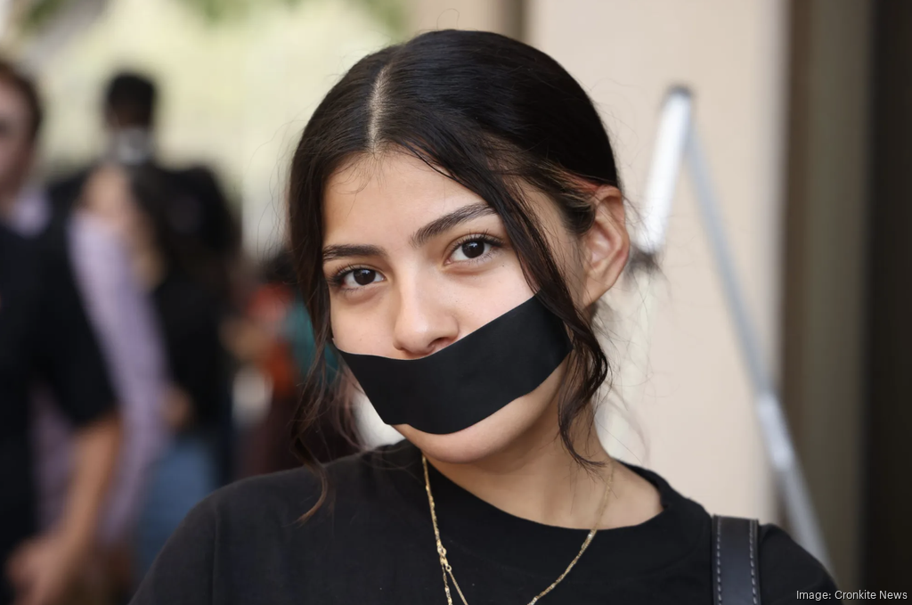 Phoenix City Council passes ICE transparency initiative 7-2