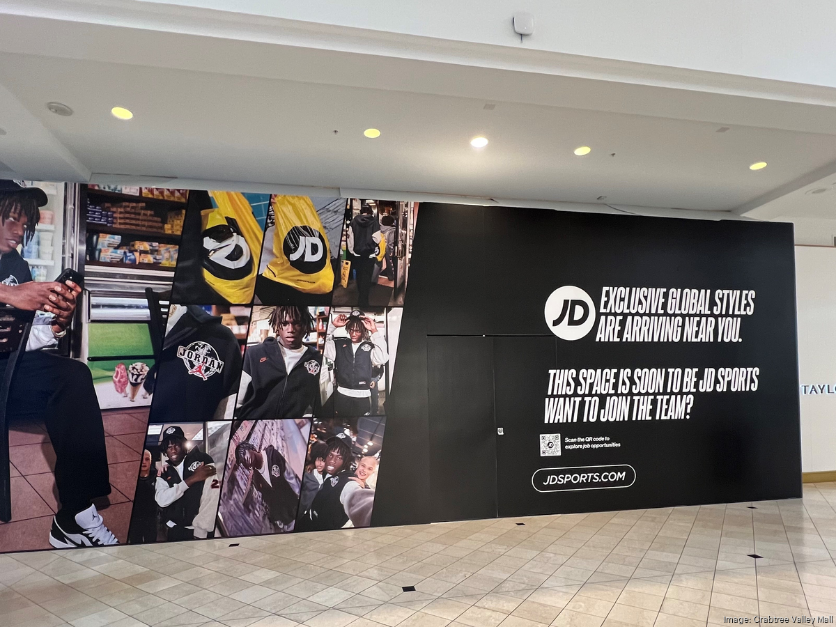 nike store crabtree mall