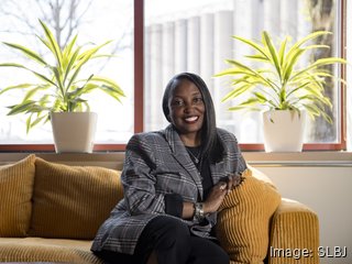 St. Louis business adviser helps women entrepreneurs find funding, develop their pitch