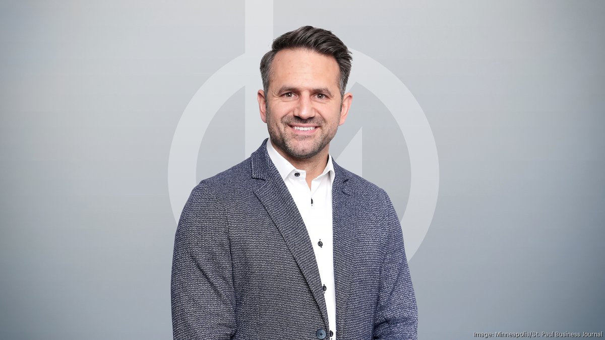 Christopher Forfar 40 Under 40: Christopher Forest - Minneapolis / St. Paul Business Journal
