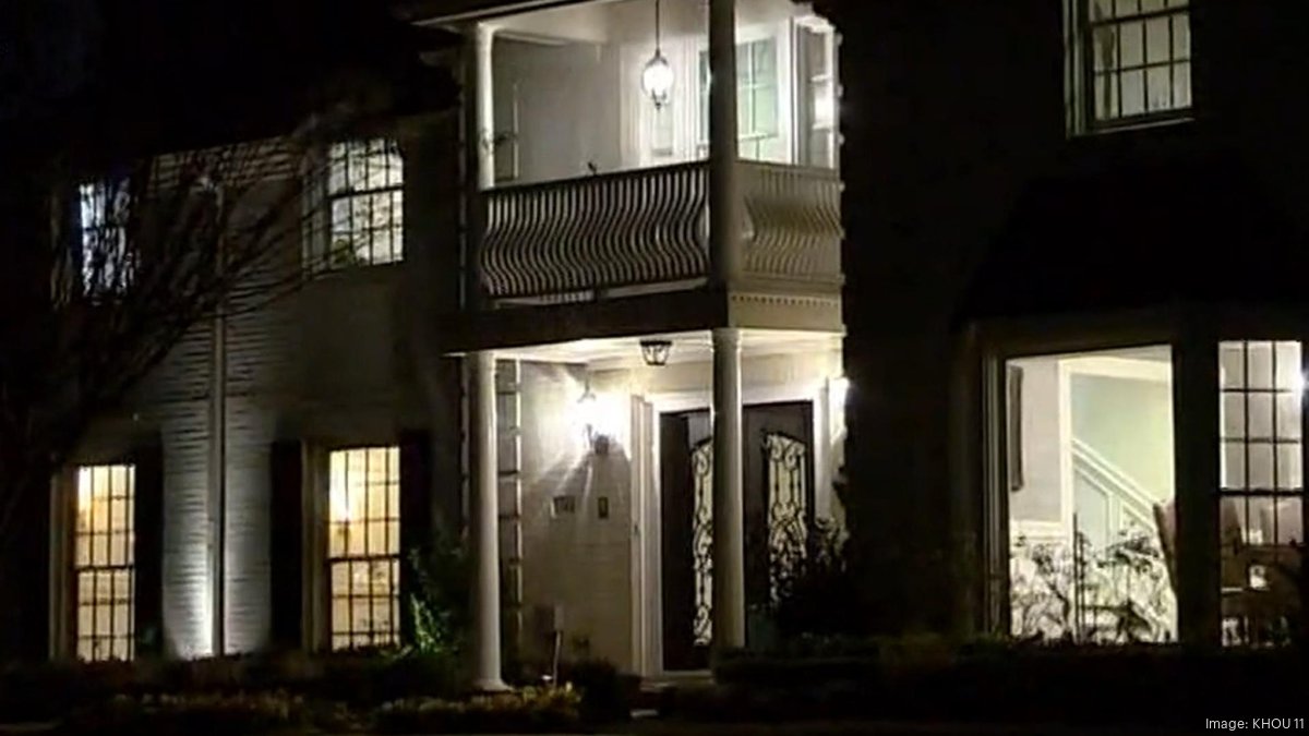 Beyoncé's childhood Houston home is under contract - Houston Business ...