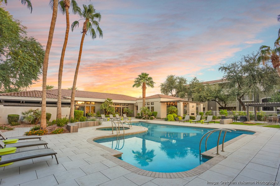 Blackstone sells Glendale apartments for $101M, far below 2021 purchase price