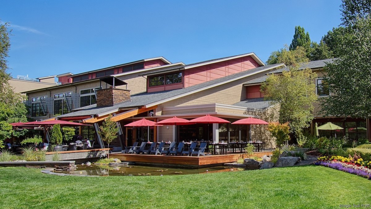 Luxury Cedarbrook Lodge gets new 5-year financing deal - Puget Sound ...