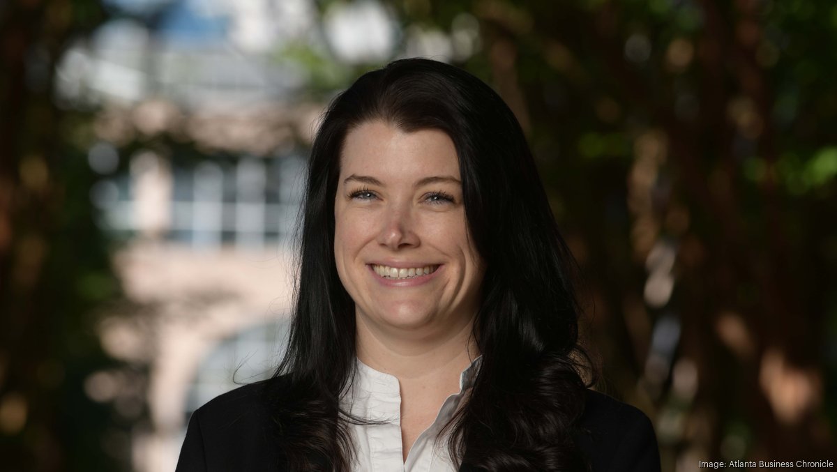 40 Under 40: Meet Sarah Smith, executive assistant to Spanx founder Sara Blakely