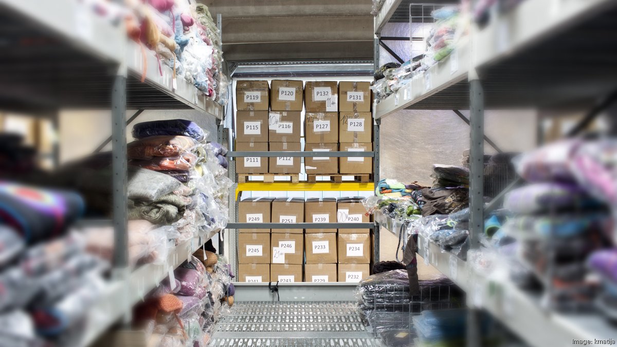 Big-box leasing demand positions Chicago industrial market for long-term success - Chicago Business Journal
