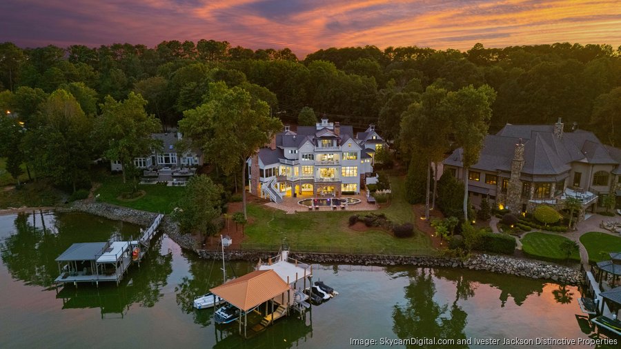 洋書 Property companies and the construction $9.5M Lake Norman estate in Cornelius heads to auction in June