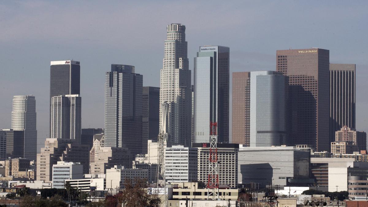 Los Angeles area foreclosures slip in November - L.A. Business First