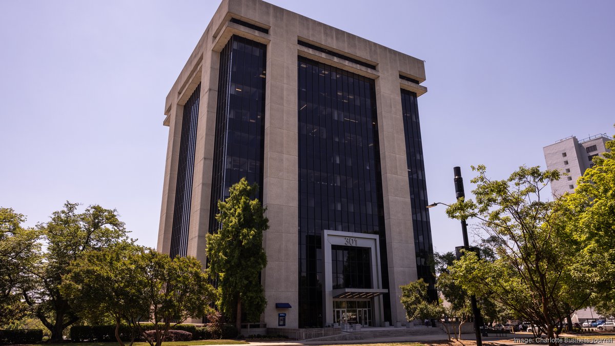 Vintage midtown office tower sells to Raleigh firm for $24.9M - Charlotte Business Journal