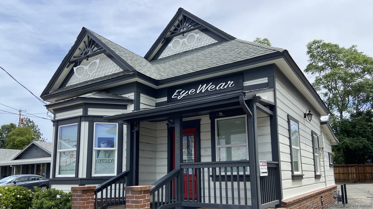 Nutritionist expands Gut Check Kitchen as cooking school moves into former eyewear shop
