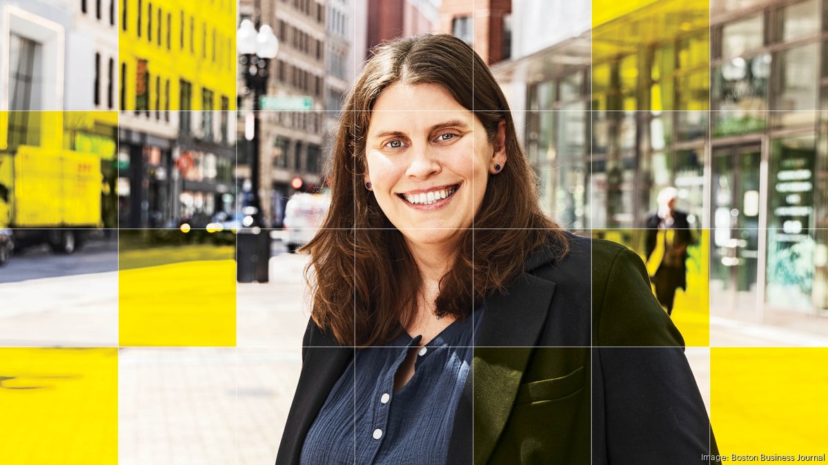 SimpliSafe vice president and LGBT trailblazer: How a former TV hopeful guides 100+ careers - The Business Journals
