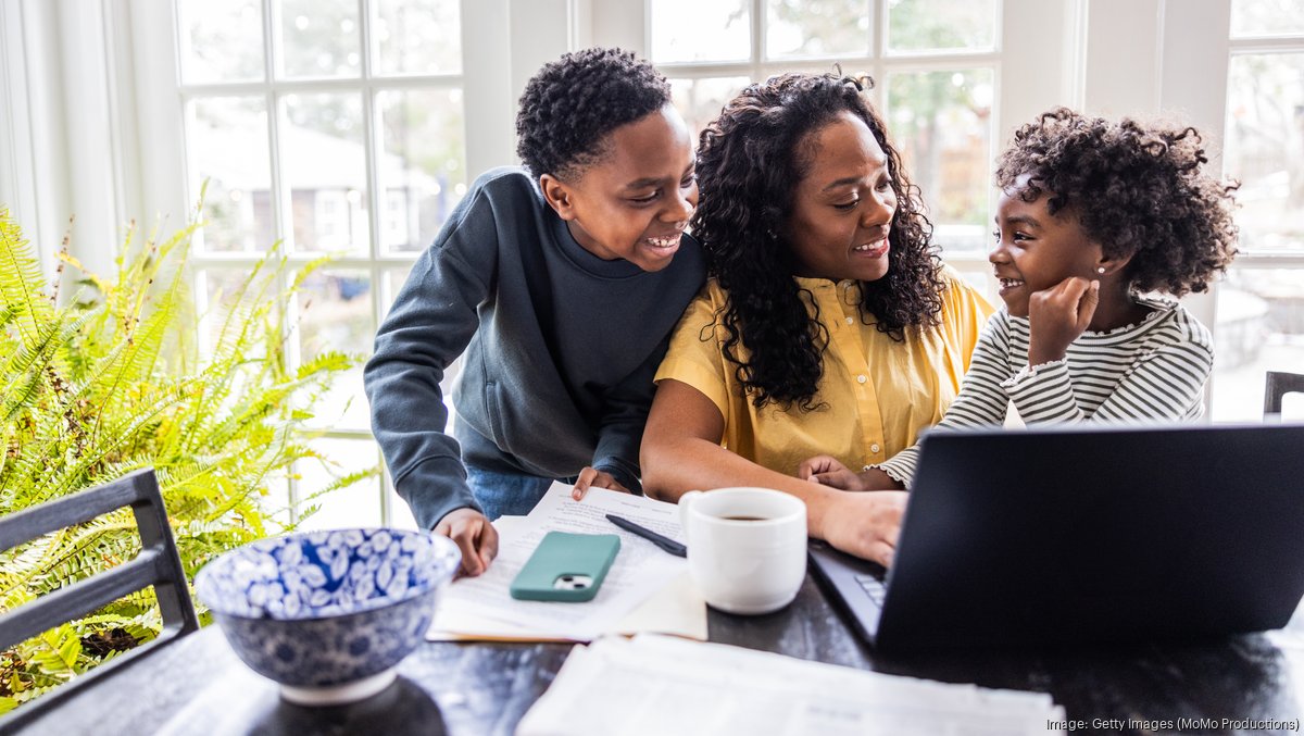 Working moms still carry the heaviest load as work and family boundaries blur - The Business Journals