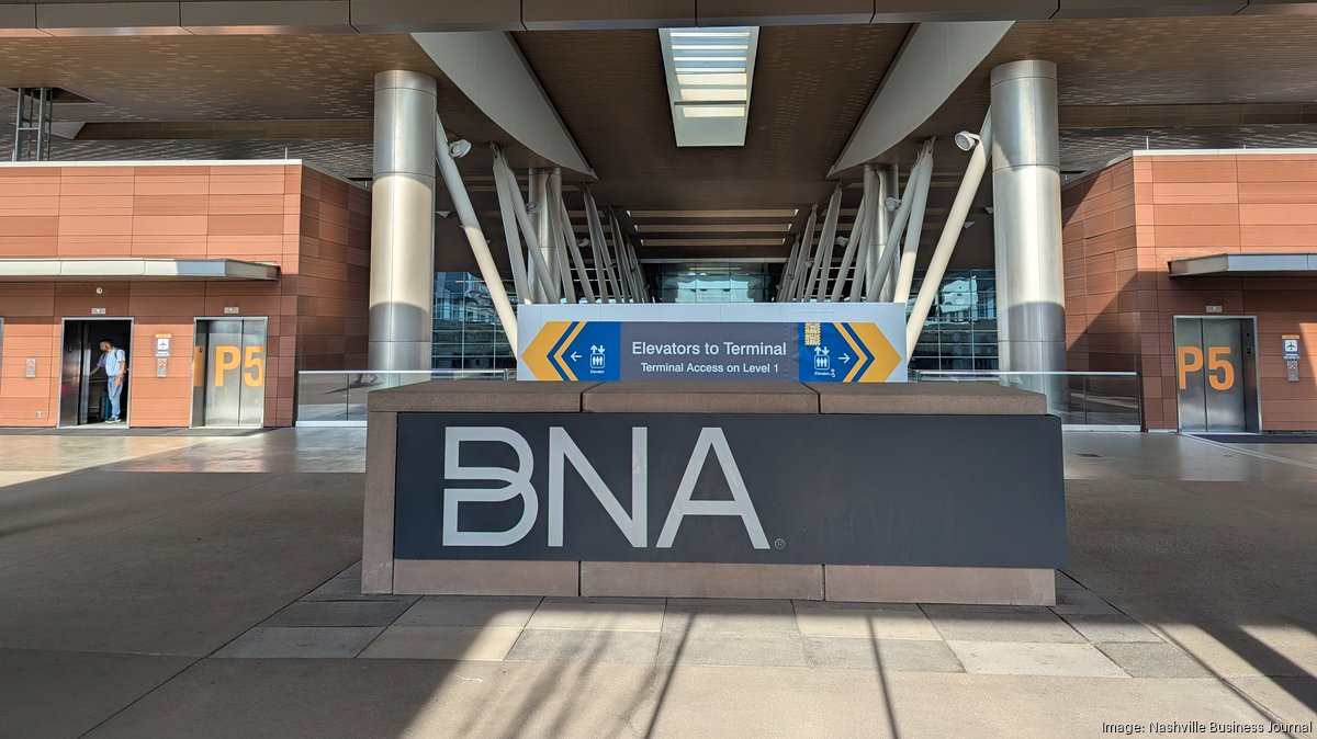 Airport CEO at center of 'unlawful retaliation' lawsuit over top lawyer's termination