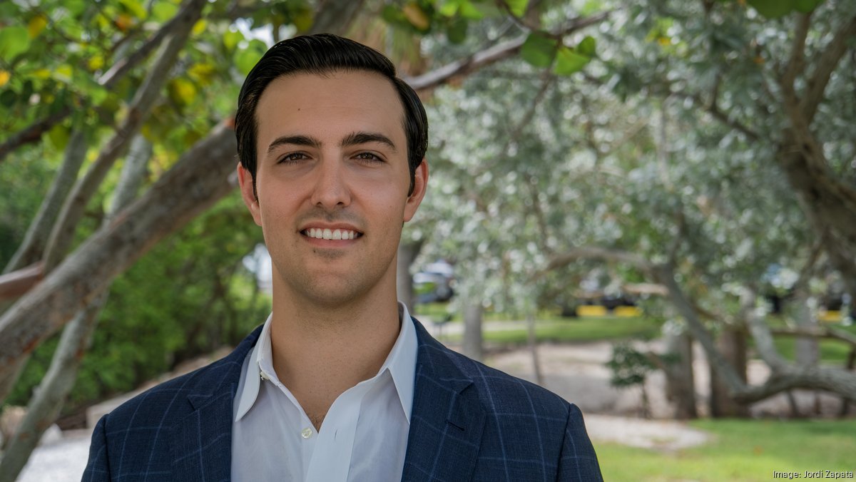 Grandson of former Tampa mayor Dick Greco files to run for city council seat