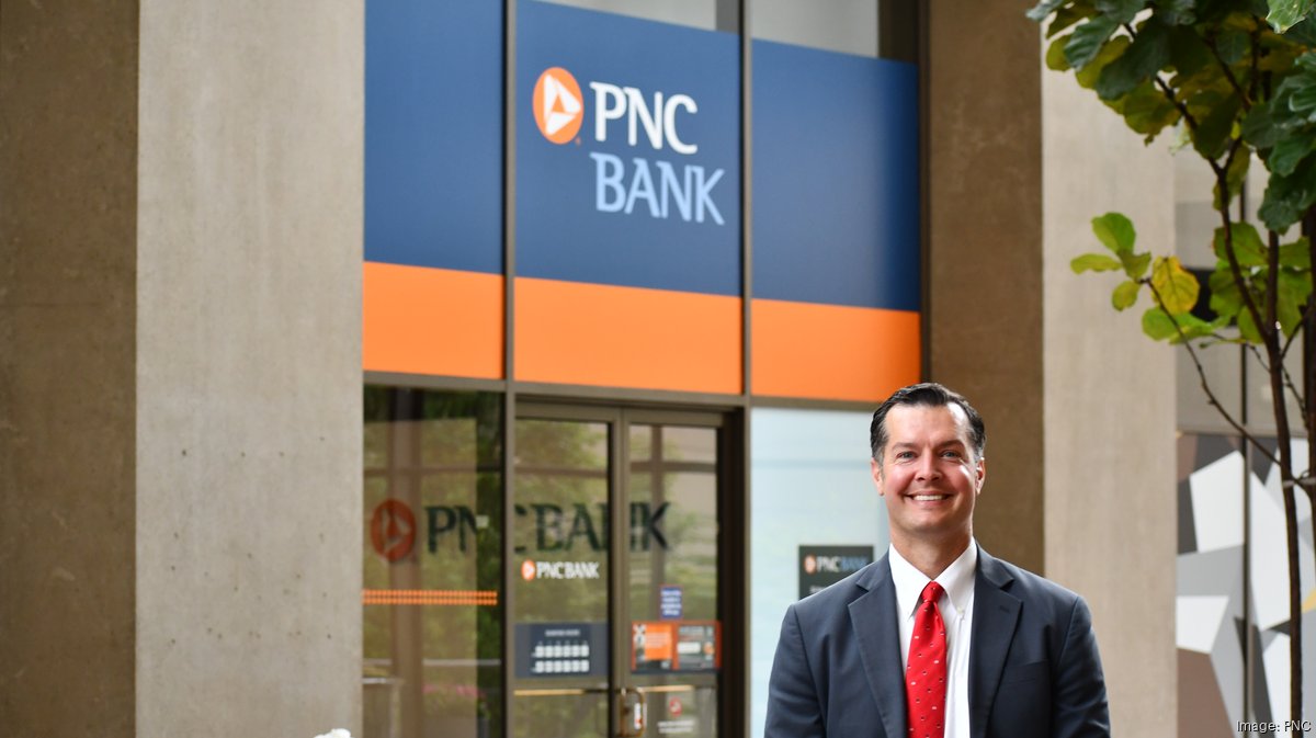 PNC extends lease, plans $1M renovation at downtown Milwaukee office