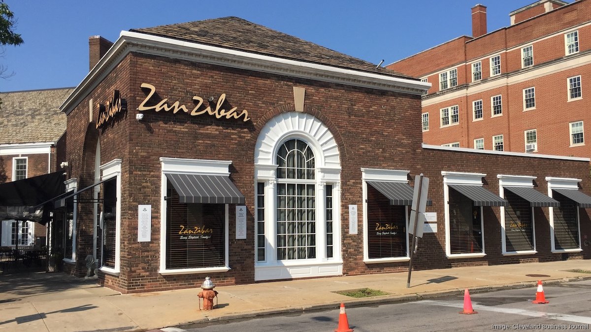 Cleveland restaurateur Akin Affrica to bring Slutty Vegan franchises to Ohio
