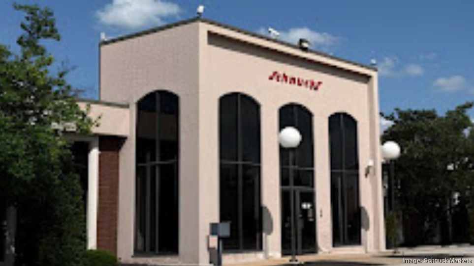 Schnuck Markets to shutter company-operated warehouse, lay off dozens