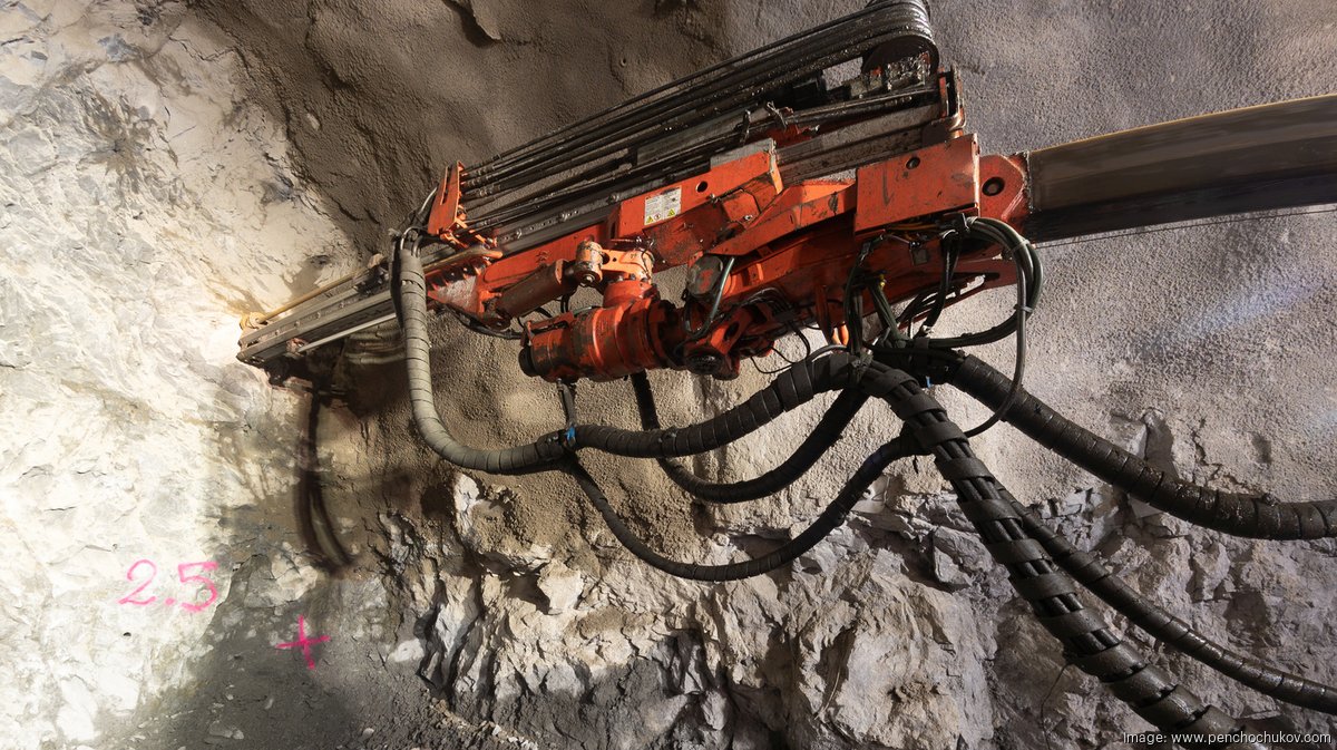 St. Louis construction materials firm Fred Weber sells drilling business